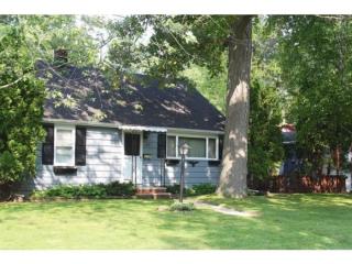 1619 Woodland Ct, Appleton, WI 54911-3958