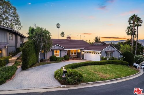 3661 Willowcrest Ave, North Hollywood, CA 91604-3921