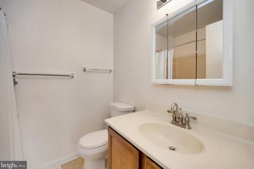 124 Saylers Crk Rd, Locust Grove VA 22508-5119 exterior