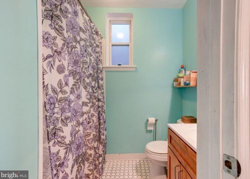 1943 Bouvier St, Philadelphia PA 19145-2910 exterior