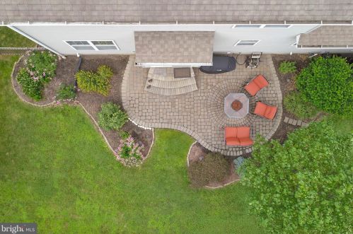 233 Beech Ln, Swedesboro NJ  08085-4033 exterior