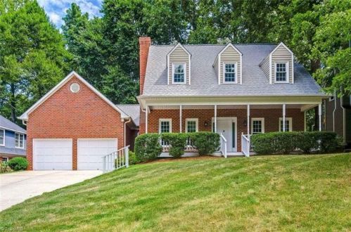 3200 Ardoch Ct, Greensboro, NC 27410-8283