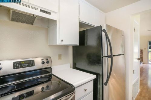 348 Blanchard Ln, Benicia CA  94510-2745 exterior