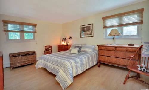 61 Bayonne Ave, Central Islip NY  11722-3429 exterior