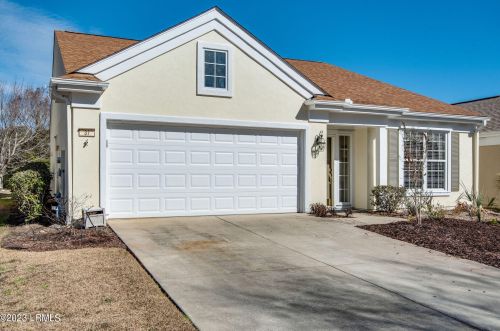 37 Rose Bush Ln, Bluffton SC  29909-6093 exterior