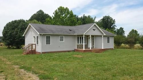 199 Withers Ln, Foneswood, VA 22572-3339