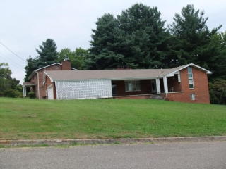 1414 Rosalyn Dr, Knoxville, TN 37914-5638