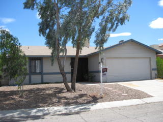2561 Fanbrook Rd, Tucson, AZ 85741-3788