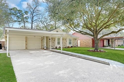 14826 Hickorytex Dr, Humble, TX 77396-2606