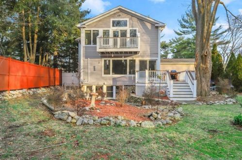 137 Newtown Ave, Norwalk, CT 06851-2324