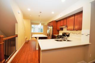 8418 167th Ave, Redmond WA  98052-3932 exterior