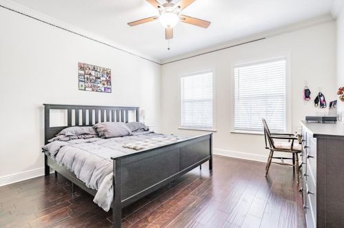 216 Spg Blvd, Tarpon Springs FL 34689-3554 exterior