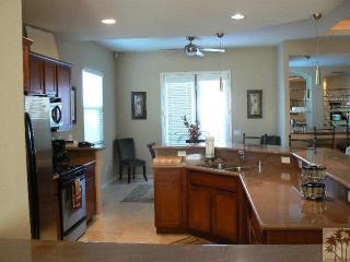52280 Avenida Herrera, La Quinta CA  92253-3257 exterior