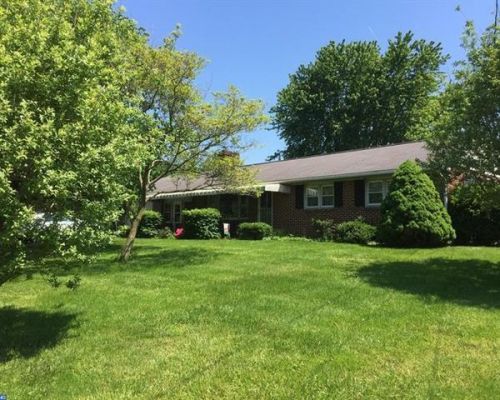 4 Hershey Ln, Parkesburg, PA 19365-9150