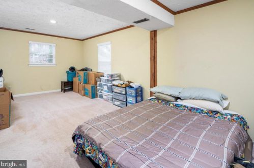 10917 Crestwood Dr, Spotsylvania VA 22553-1606 exterior