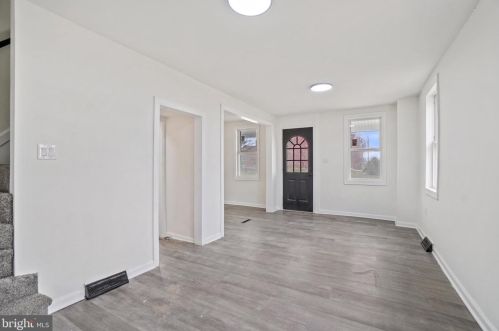 104 High St, Red Lion PA  17356-1606 exterior