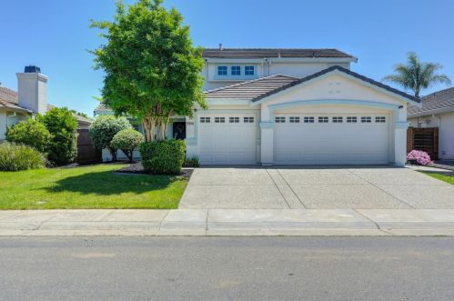 9438 Grasmeer Way, Elk Grove, CA 95624-4714