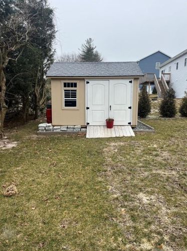 385 Cutspring Rd, Stratford, CT 06614-2838