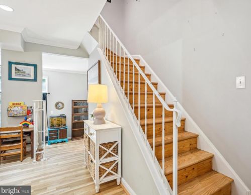 5269 Bradgen Ct, Springfield VA 22151-3524 exterior