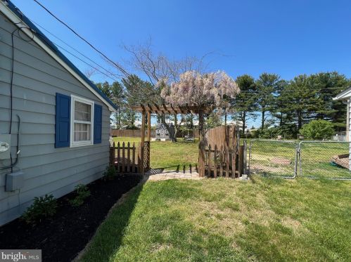 210 Arbutus Ave, Seaford DE  19973-1314 exterior