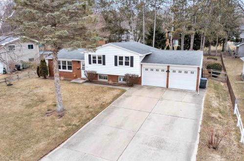 2590 Libal St, Green Bay WI  54301-1747 exterior