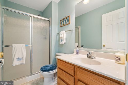 14238 Hunters Run Way, Gainesville VA  20155-4408 exterior