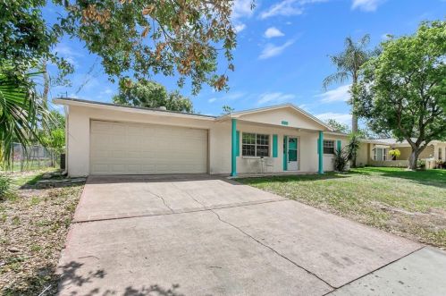 9034 Derby Ln, Port Richey, FL 34668-5111