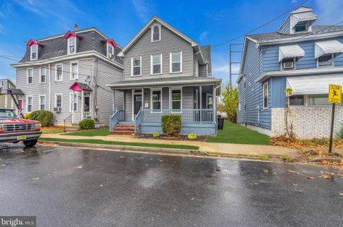 26 Dare St, West Deptford, NJ 08096-1613
