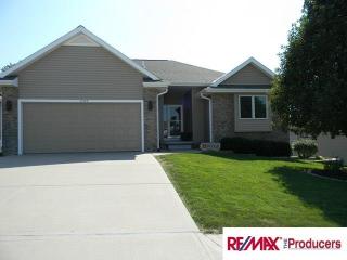 17125 Morgan Ave, Gretna, NE 68028-3833