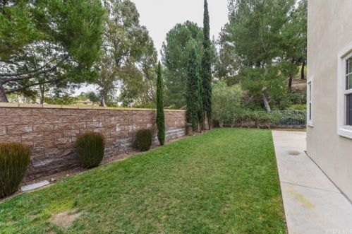 28 Climbing Vine, Irvine CA  92603-0200 exterior