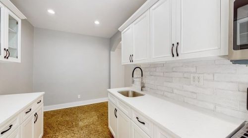 150 St, Union City NJ  07087-6038 exterior