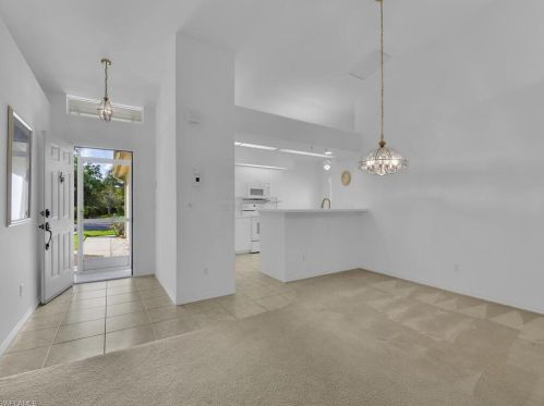 25186 Golf Lake Cir, Bonita Springs, FL 34135-7658