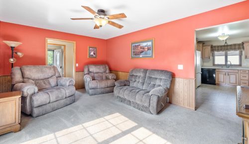 29632 Clover Ln, Waterford WI  53185-5004 exterior