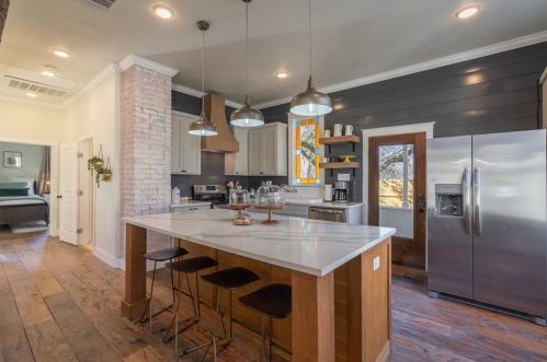 3808 Pne St, Greenville TX  75401-5324 exterior