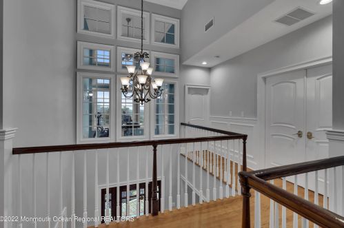 34 Windsor Dr, Little Silver NJ  07739-1311 exterior