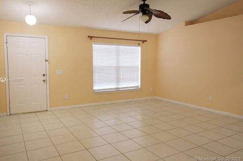 1409 Goodman Ave, Fort Pierce, FL 34953-1418