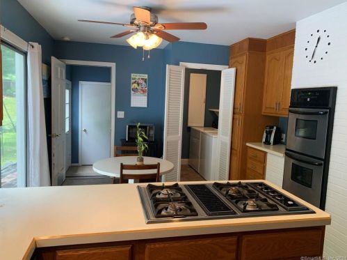 203 Hickory Hill Rd, New Britain CT  06052-1009 exterior