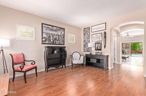 1096 Sacramento Pl, Chandler, AZ 85286-1038