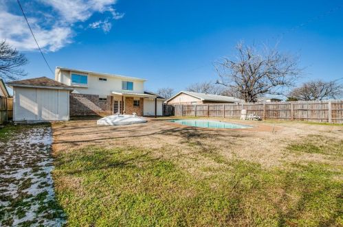 722 Cindy Dr, Cedar Hill TX 75104-1721 exterior