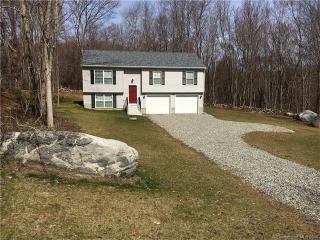 55 Monroe St, Waterford, CT 06385-2350
