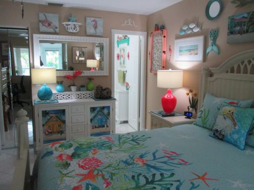 160 Lk Meryl Dr, West Palm Beach FL  33411-3396 exterior