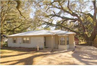 3807 Shelley Dr, Mobile, AL 36693-3932