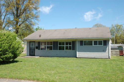 4827 Preston Dr, Louisville, KY 40213-2229
