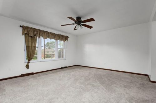 148 Teton Dr, Pittsburgh, PA 15239-2923