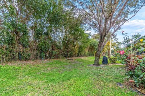 10062 Andrea Ln, Boynton Beach FL  33437-3496 exterior