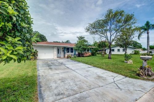 10641 Cymbid Dr, Port Richey, FL 34668-2913