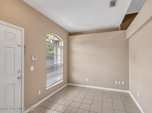 5831 22nd St, Vero Beach, FL 32966-6459