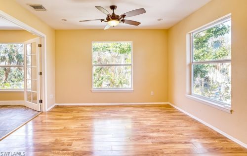 1813 Long Pt Ln, Sanibel FL 33957-2423 exterior