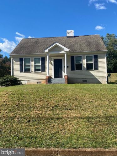 345 Mimosa Ln, Madison Mills, VA 22960-1815