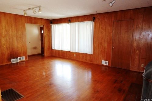 2006 Maycrest Ave, South Pasadena CA  91030-4209 exterior